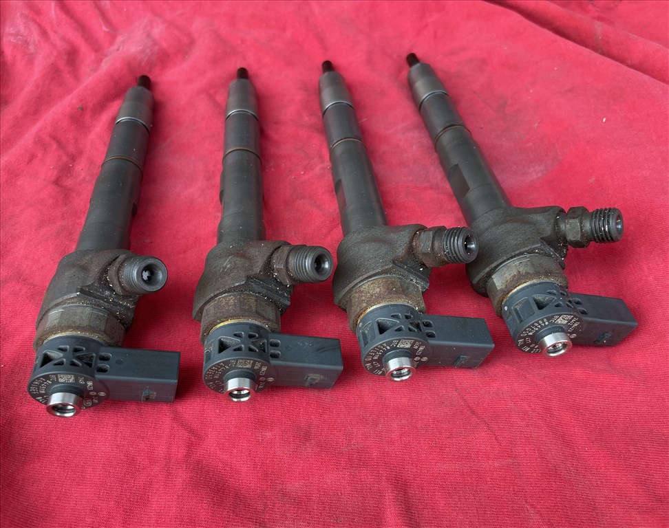 Volkswagen Golf VII 1.6 TDI BMT VW Golf VII,Skoda Octavia III, 1.6 CRTDI porlasztó  0445110477 04l130277g 2. kép