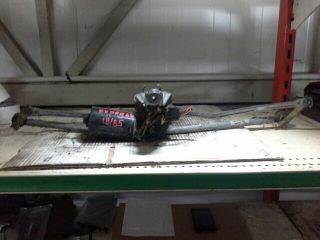 Renault Express Első Ablaktörlő Szerkezet Motorral *30931* bosch-0390246310