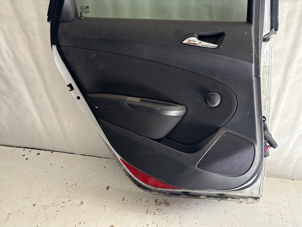 13534 Opel Astra J Bal hátsó Ajtó Fehér 5 ajtós 5. kép
