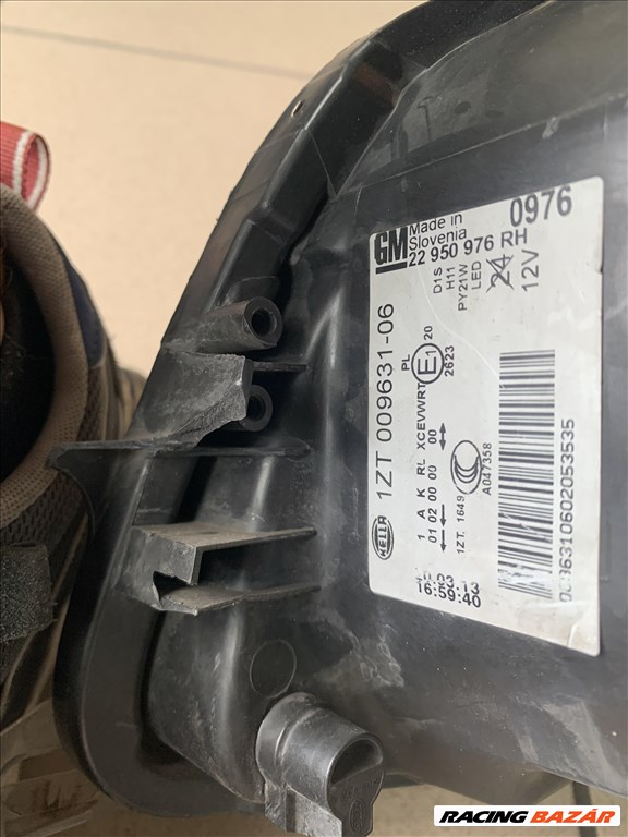 Opel Insignia (2008-tól) Xenon fényszóró  22950976 2. kép