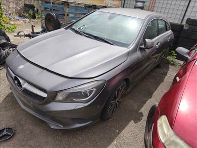 2015 Mercedes CLA Shooting Brake 220CDi, automata - BONTÁS - www.alkatreszvadasz.hu