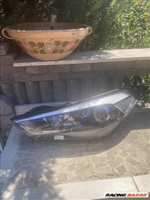 Hyundai Tucson bal fényszóró (92101D7101)