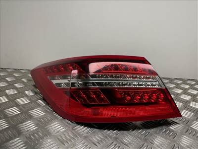 Mercedes E-osztály W207 lámpa  a2078200164