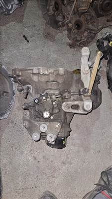 Opel Corsa E 1.3 CDTI váltó 