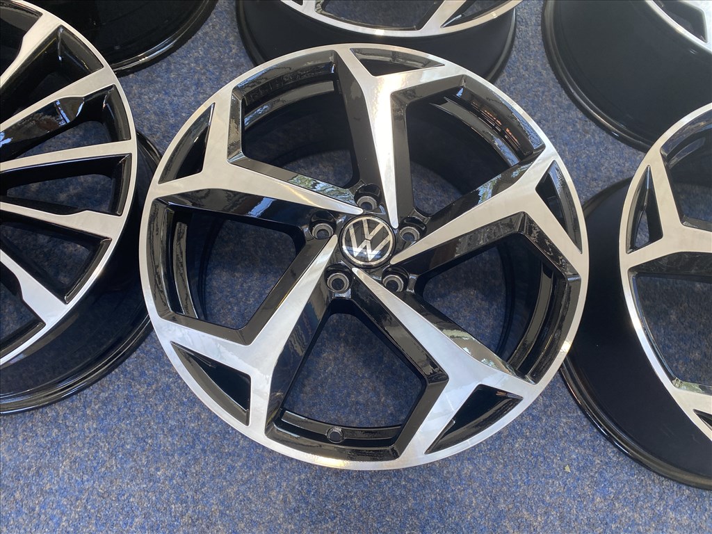 (3733) Volkswagen 18 gyári alufelni felni, 5x112, Passat 5. kép