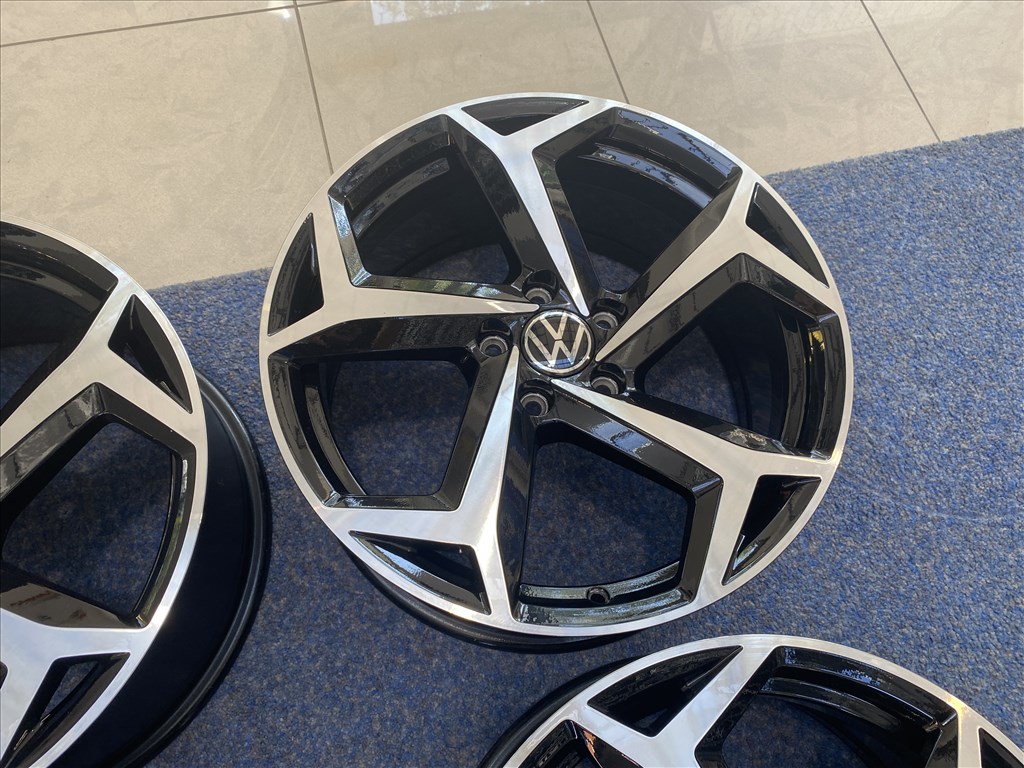 (3733) Volkswagen 18 gyári alufelni felni, 5x112, Passat 6. kép