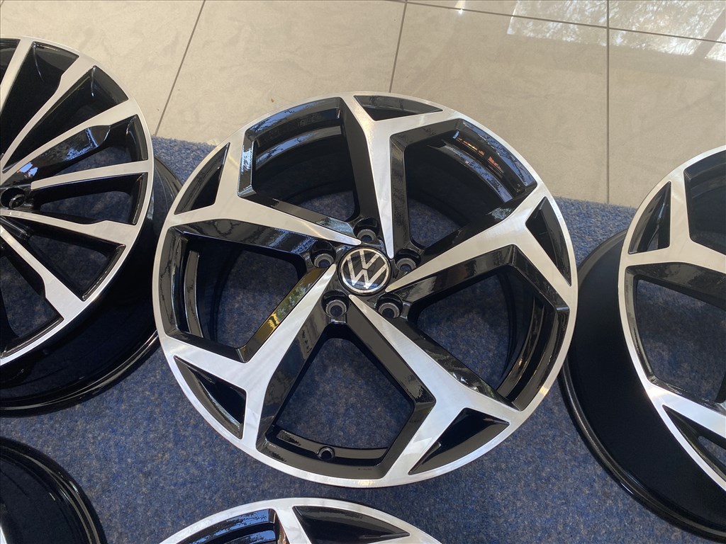 (3733) Volkswagen 18 gyári alufelni felni, 5x112, Passat 7. kép