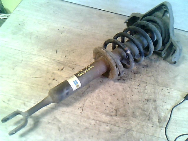 AUDI A4 01-04 Első lengéscsillapító rugóval pozíció független 1. kép