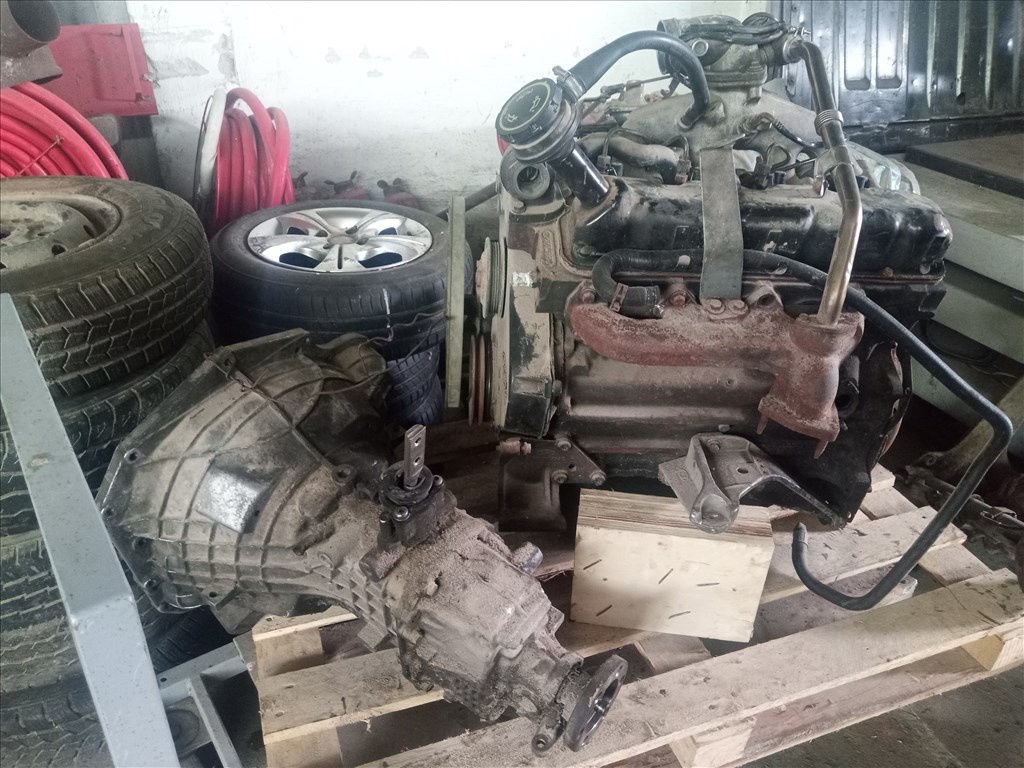 Eladó Ford Transit Mk5 haszonjármű 1. kép