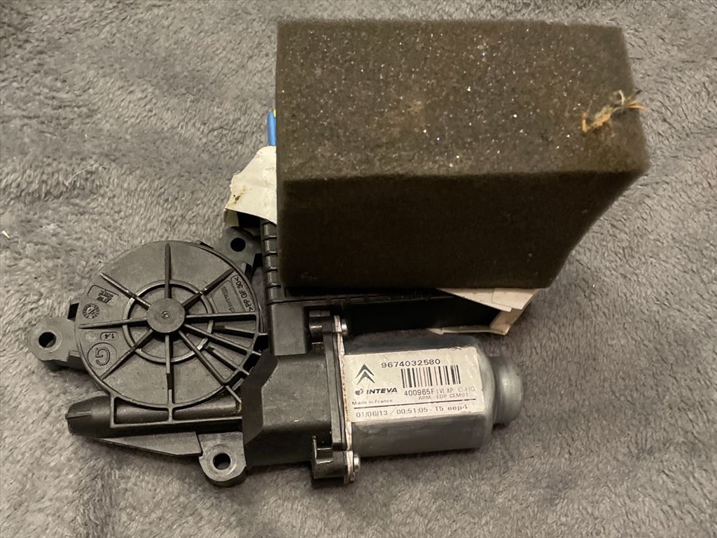 CITROËN C4 Picasso I UD_ Bal első Ablakemelő Motor 1. kép