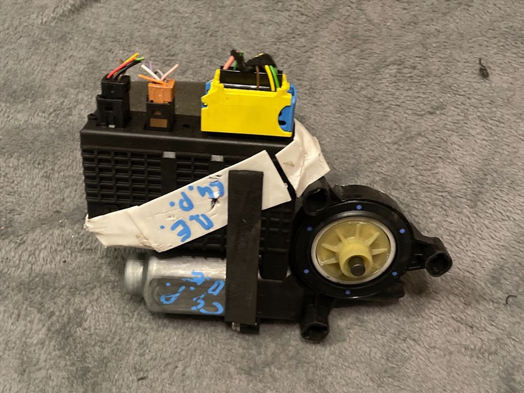 CITROËN C4 Picasso I UD_ Bal első Ablakemelő Motor 2. kép