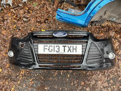 FORD FOCUS III  Első Lökhárító (Részeivel)