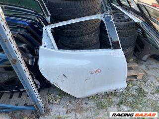 Renault Clio IV RENAULT CLIO IV Jobb hátsó Ajtó (Üres lemez)
