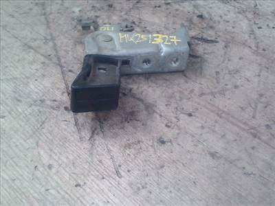 NISSAN VANETTE CARGO Csomagtérajtó belső kilincs