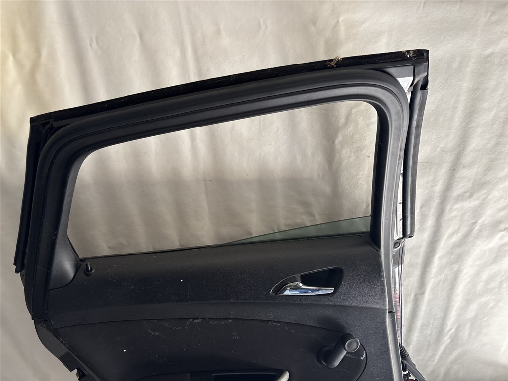 13531 Opel Astra J Bal hátsó Ajtó Fekete Z20r 5 ajtós 7. kép