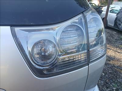 Lexus RX 400h jobb hátsó, belső lámpa 