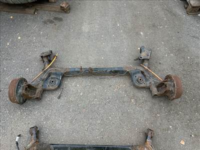 DACIA DUSTER  Hátsó Futómű (Részeivel)