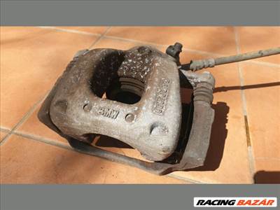 BMW i3 I01 Jobb első féknyereg  5420280