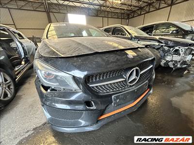 Mercedes CLA-osztály W117 komplett eleje 