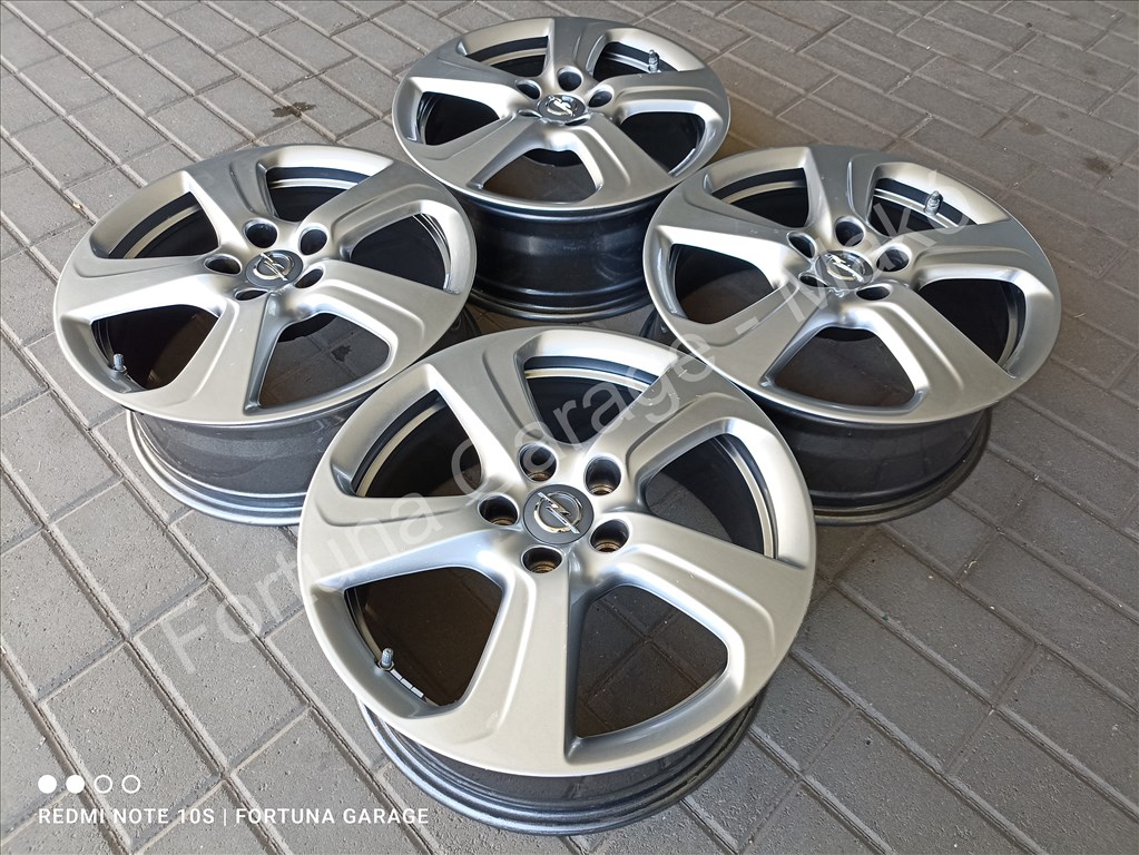 5x110 17" Opel újszerű alufelni garnitúra +TPMS 2. kép