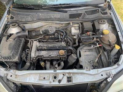 Opel Astra G bontott alkatrészei