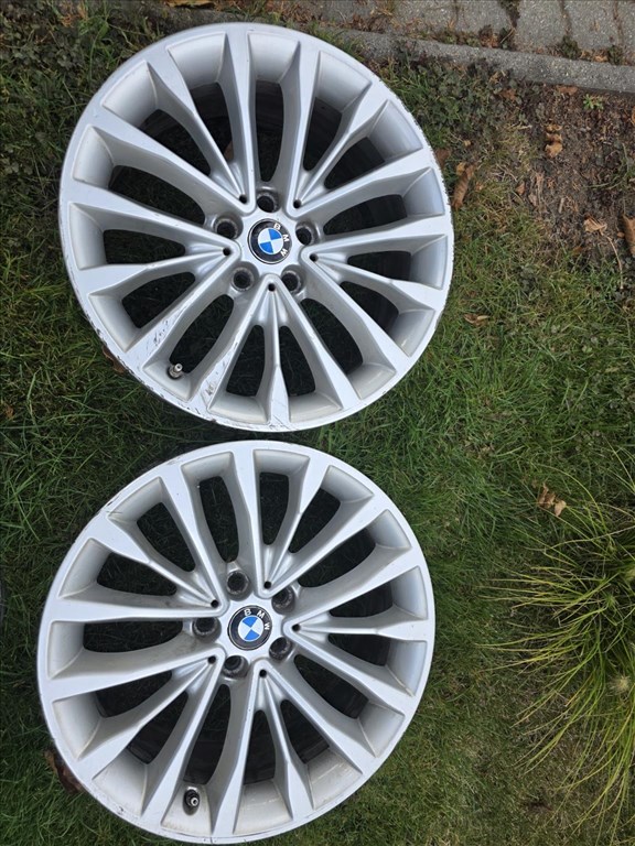  5x112 lyukosztású 8JJ 18" használt (gyári felni) alufelni, nem hegesztett, nem babrált! 1. kép