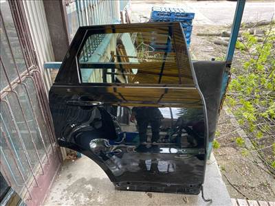 LAND ROVER RANGE ROVER IV LG Jobb hátsó Ajtó (Részeivel)