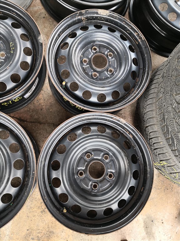 5x114,3 15 Suzuki,Toyota lemezfelni 28000ft a 4db/50/ 2. kép