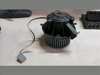 Opel Astra J Fűtőmotor (Klímás) 6024 ,  u7253002