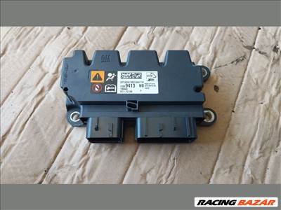 Opel Astra J Légzsák Elektronika 9209 ,  13589413