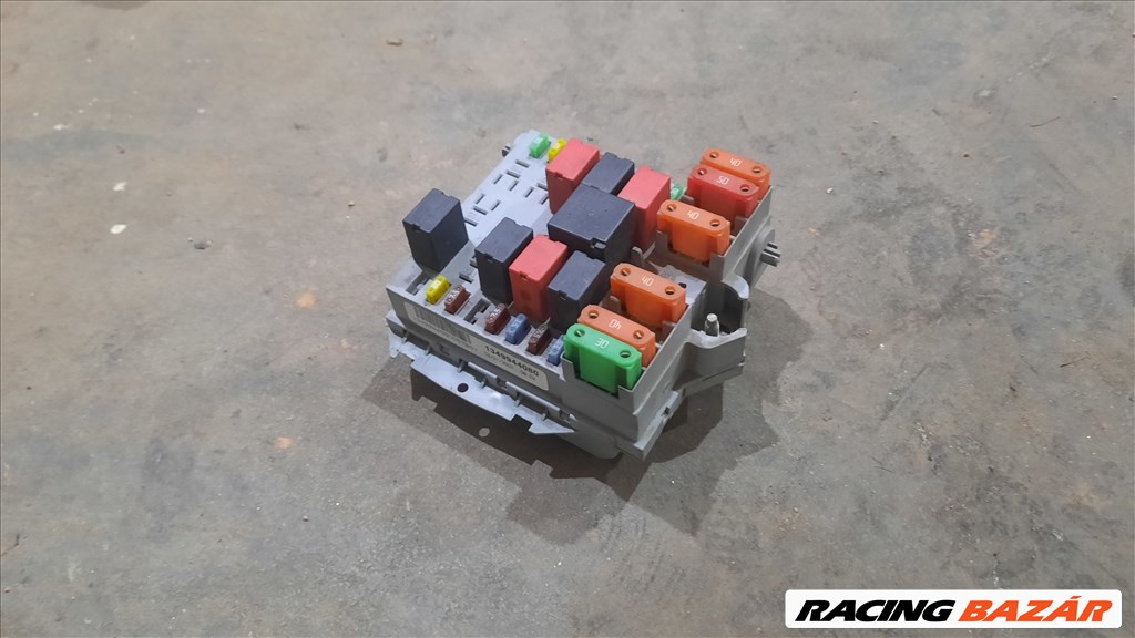 Fiat DUCATO Citroen JUMPER Peugeot BOXER 06- Biztosíték tábla 7940 1349944080 1. kép