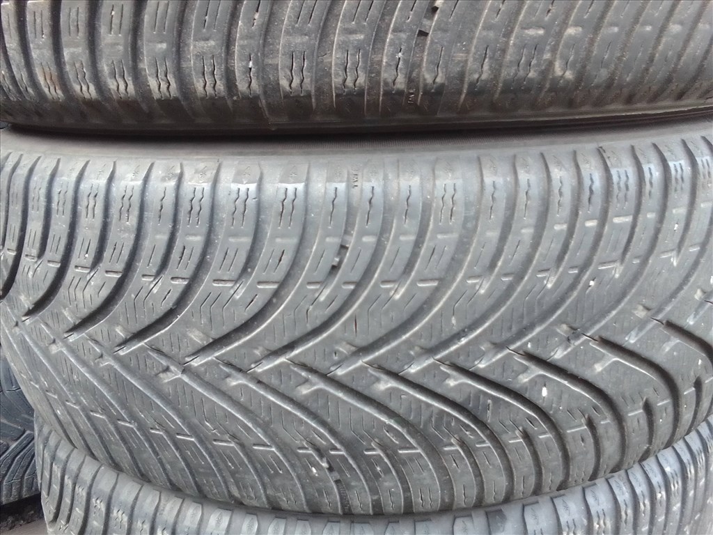  205/55R17 Kleber téli gumi garnitúra 3. kép