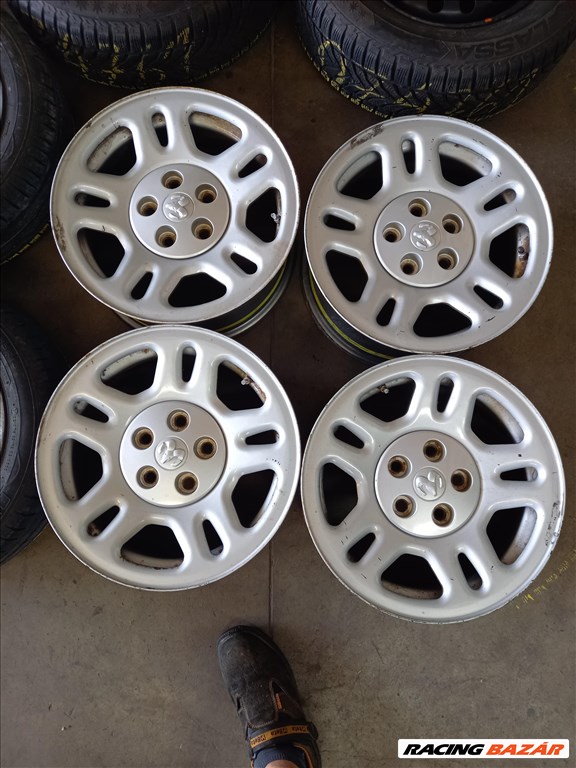  Dodge Nitro 5x115 lyukosztású 7JJ 16" újszerű (gyári felni) lemezfelni sxx2 1. kép