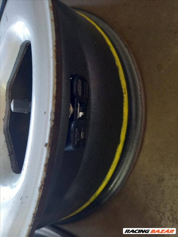  Dodge Nitro 5x115 lyukosztású 7JJ 16" újszerű (gyári felni) lemezfelni sxx2 4. kép