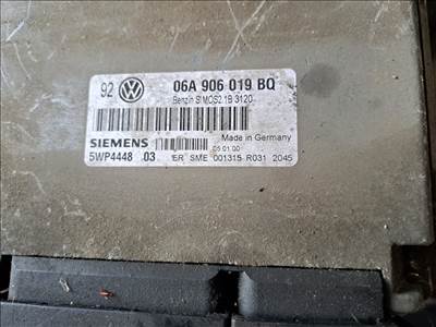 Volkswagen Golf IV motorvezérlő  06a906019bq