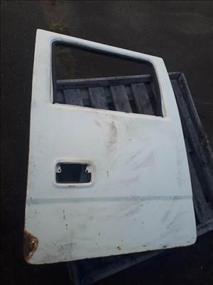 Kia K2500 Duplafülkés jobb hátsó ajtó 