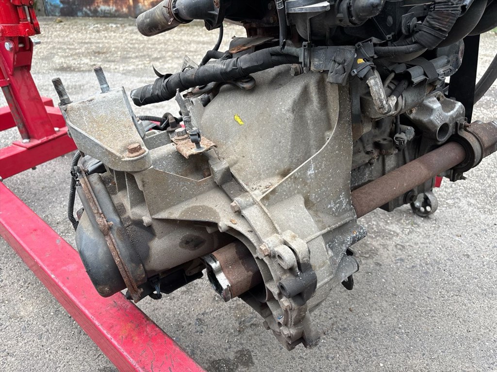 FORD FIESTA VII  Váltó (Mechanikus) 2. kép