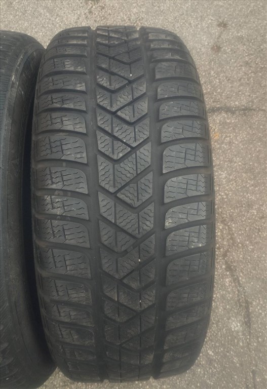 205/50 17 Pirelli Semperit téli gumi r17 " 2-2db dot19 1. kép