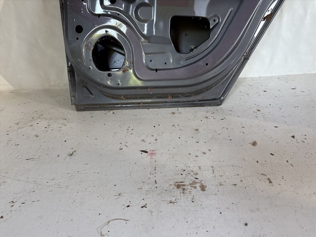 13315 Opel H astra Jobb hátsó Ajtó Grafit Z155 5 ajtós 5. kép