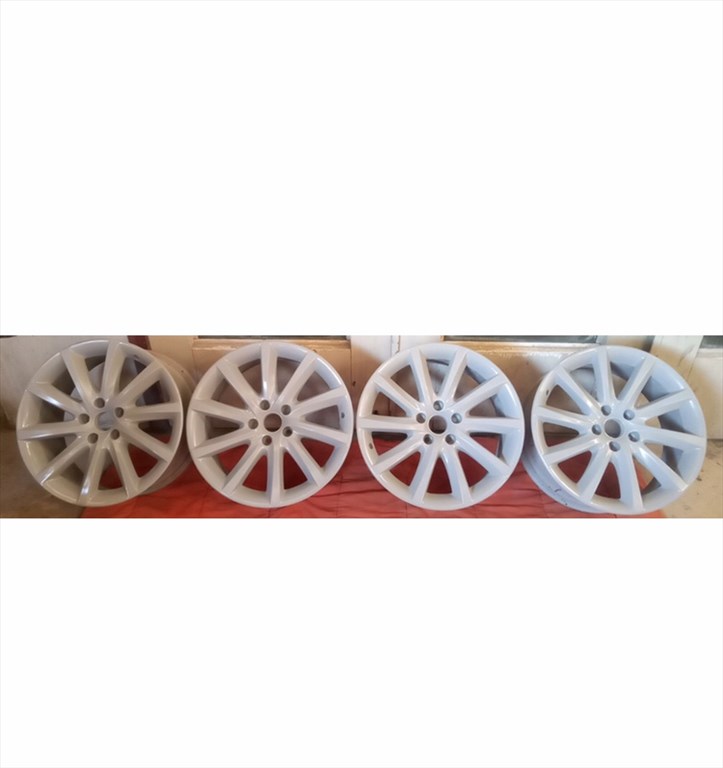  Gyári VW 5x112 lyukosztású 8J 18" használt (gyári felni) alufelni 2. kép