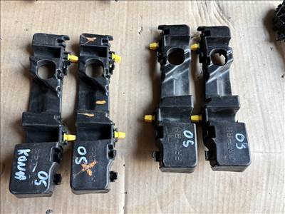 Hyundai Kona (OS) Első lökhárító tartó bal 86513-j9000