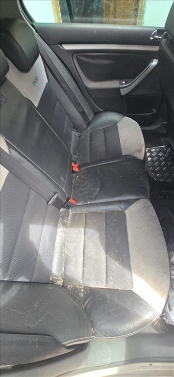 Volkswagen Golf V bontott alkatrészei 1.6 BGU 6. kép