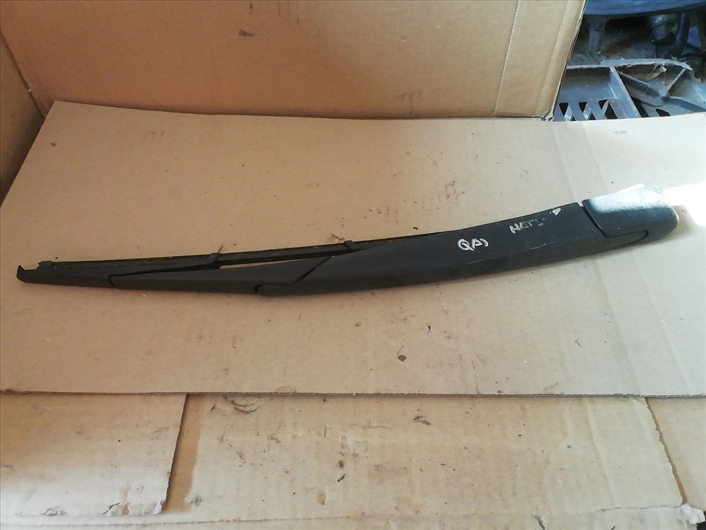 Nissan Qashqai (J10) hátsó ablaktörlő lapát  1. kép