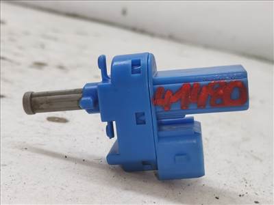 FORD FOCUS (DAW/ DBW) 1.6 16V Kuplung Pedál Kapcsoló #41480# 98AB7C534AA