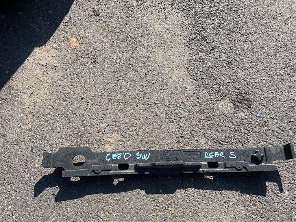 KIA CEED SW ED Hátsó Lökhárító Ütközés Elnyelő Hab 2. kép