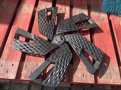 SKODA KODIAQ NS7 Dísztárcsa (1 db)