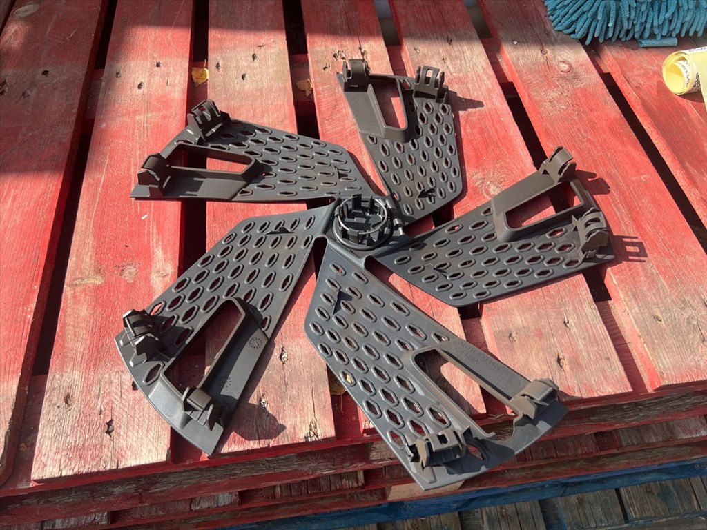 SKODA KODIAQ NS7 Dísztárcsa (1 db) 2. kép