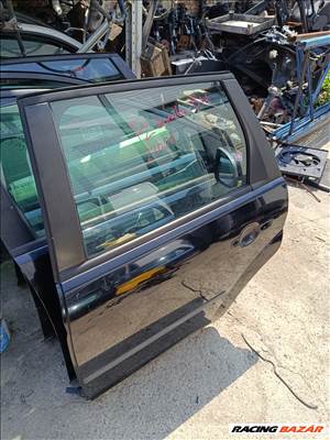 Ford Focus Mk2 Bal hátsó ajtó  lhh061