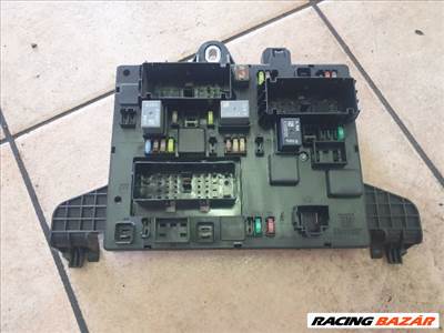 Opel Astra J, Opel Zafira C Biztosítéktábla QQ 13302301
