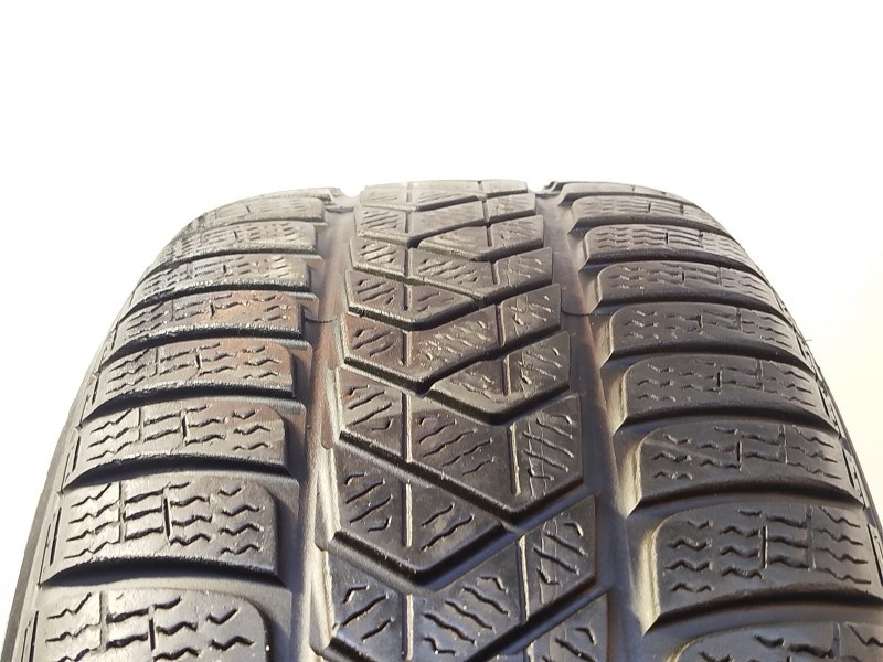 Pirelli Sottozero 3 235/55 R17  1. kép